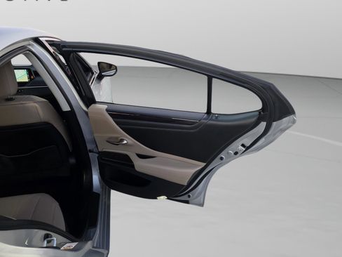 Used 2019 Lexus ES 350 image 25