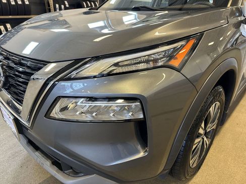 Certified 2022 Nissan Rogue SV image 29