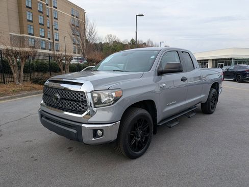 Used 2019 Toyota Tundra SR5 w/ SR5 Upgrade Package image 7