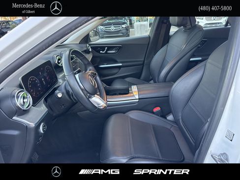 Used 2023 Mercedes-Benz C 300 Sedan image 9