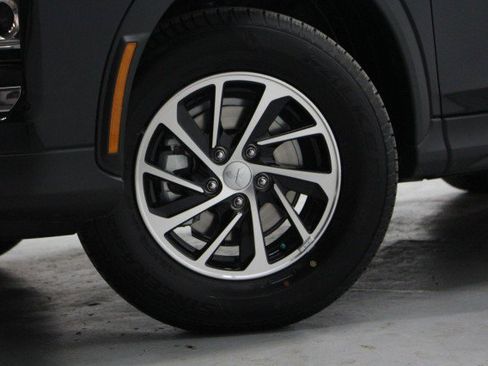 New 2026 Mitsubishi Eclipse Cross ES image 3