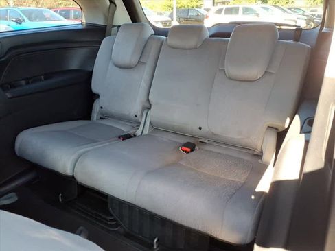 Used 2018 Honda Odyssey LX image 10