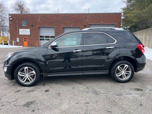 Used 2016 Chevrolet Equinox LTZ w/ Enhanced Convenience Package image 2