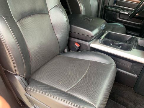 Used 2016 RAM 2500 Laramie AWD/4WD image 14
