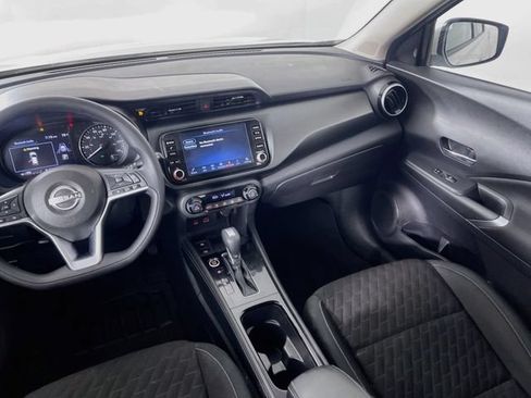 Used 2022 Nissan Kicks SV FWD image 22
