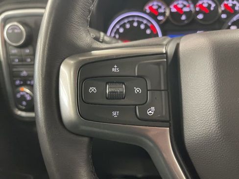 Used 2022 Chevrolet Silverado 1500 LT w/ Z71 Off-Road Package AWD/4WD image 20