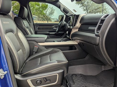 Used 2019 RAM 1500 Laramie image 27