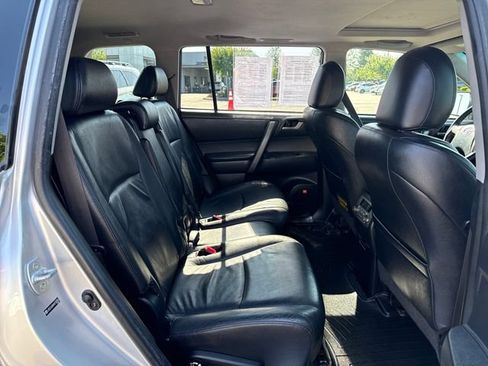Used 2009 Toyota Highlander Sport w/ Extra Value Pkg 5 AWD/4WD image 10