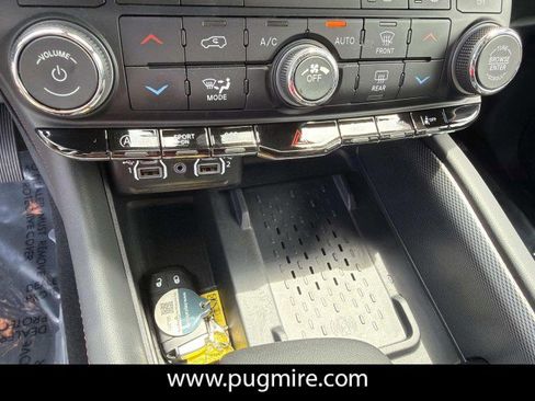 Used 2026 Dodge Durango GT AWD/4WD image 32