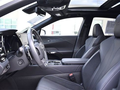 Used 2023 Lexus RX 500h F Sport image 22