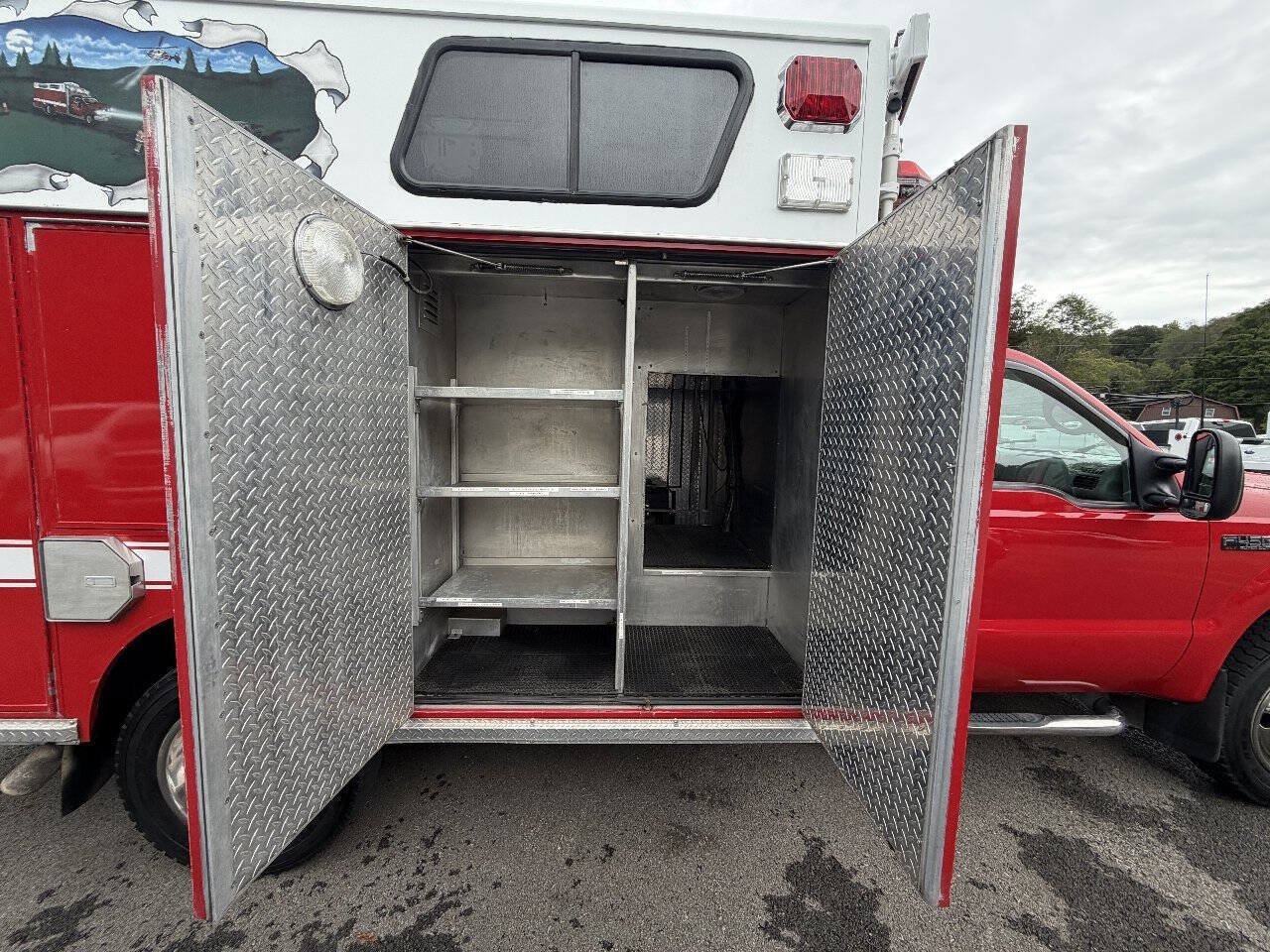 Used 1999 Ford F450 4x4 Regular Cab Super Duty image 36