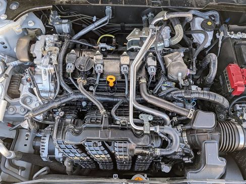 Used 2025 Nissan Altima 2.5 SV FWD image 34