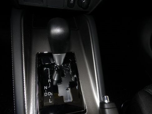 New 2025 Mitsubishi Outlander Sport SE image 18