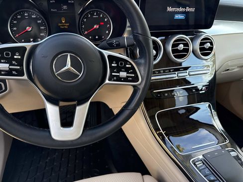 Used 2022 Mercedes-Benz GLC 300 image 28