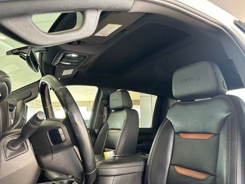 Used 2023 GMC Sierra 2500 AT4 image 13