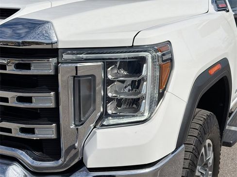 Used 2021 GMC Sierra 2500 SLE w/ SLE Value Package; image 9