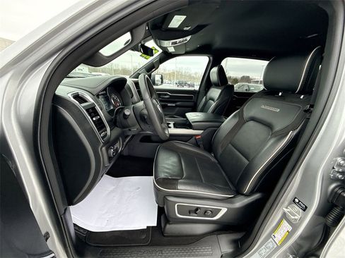 Used 2025 RAM 1500 Laramie image 17