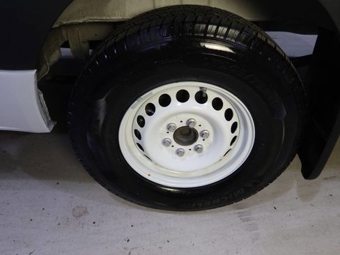 Used 2020 Mercedes-Benz Sprinter 2500 w/ Driver Convenience Package image 32