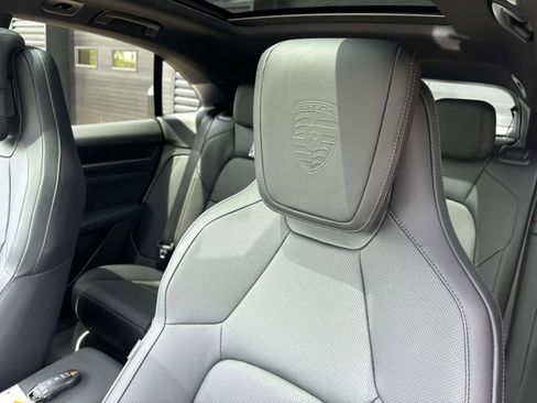 New 2026 Porsche Macan 4 Electric AWD/4WD image 21