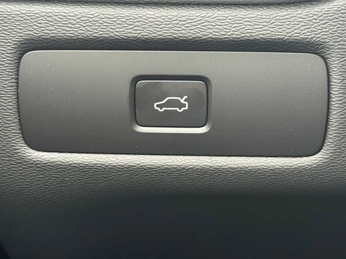 Used 2026 Volvo XC60 B5 Plus w/ Climate Package AWD/4WD image 33