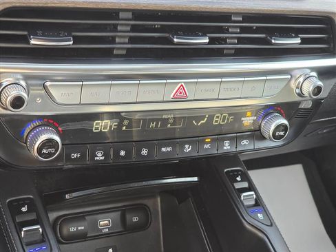 Used 2022 Kia Telluride EX w/ EX Premium Package image 19