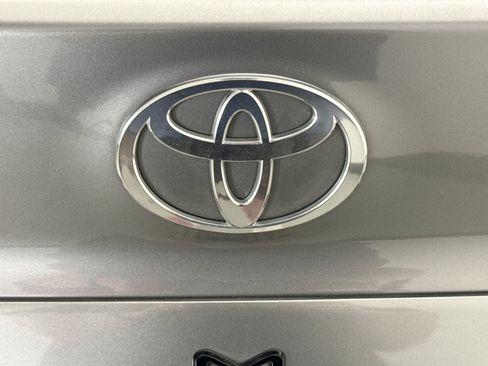 Used 2026 Toyota Camry SE w/ Convenience Package AWD/4WD image 4