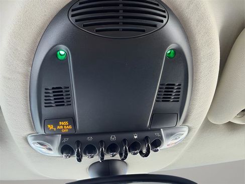 Used 2013 MINI Cooper Countryman image 35