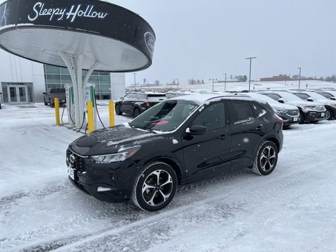 Used 2023 Ford Escape ST-Line Select w/ Tech Pack #2 image 1