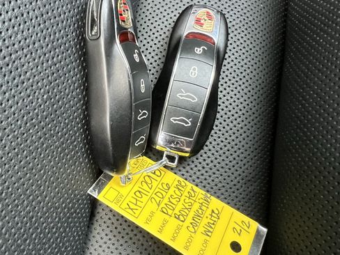 Used 2016 Porsche Boxster RWD image 38