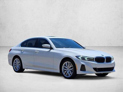 Used 2024 BMW 330i Sedan w/ Convenience Package RWD image 3