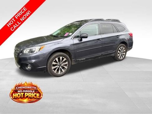 Used 2017 Subaru Outback 2.5i Limited AWD/4WD image 4
