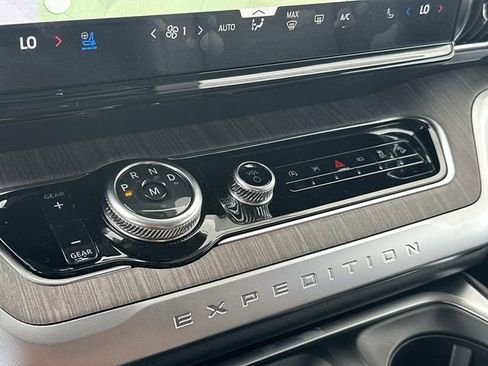 New 2026 Ford Expedition Platinum w/ Platinum Ultimate Package image 37