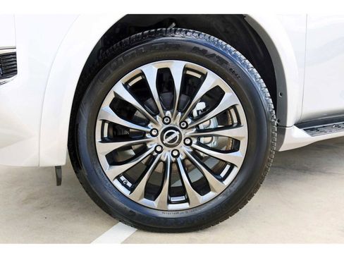 Used 2024 Nissan Armada Platinum w/ Captain's Chairs Package image 31