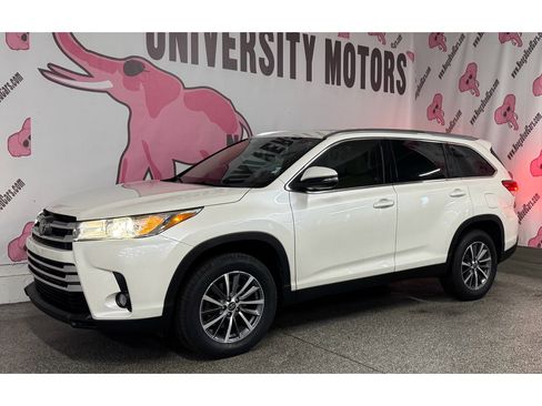 Used 2019 Toyota Highlander XLE image 7
