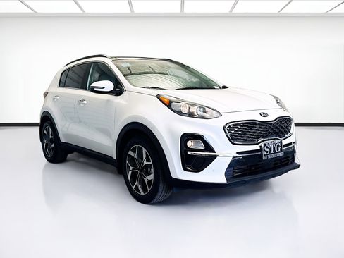 Used 2022 Kia Sportage EX w/ EX Technology Package image 3
