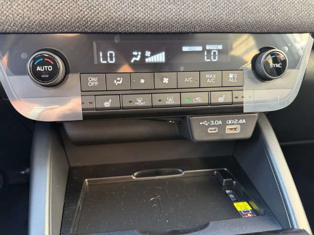 New 2026 Subaru Outback Limited AWD/4WD image 17