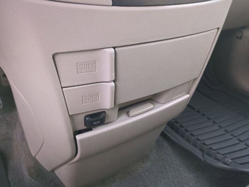 Used 2011 Honda Odyssey EX image 32