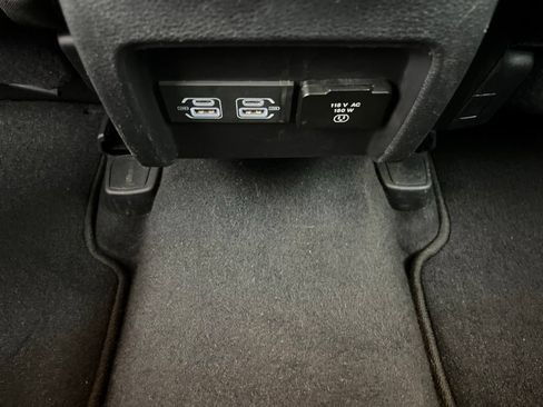 Used 2022 Jeep Cherokee Latitude Lux FWD image 23