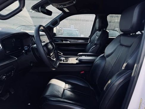 Used 2022 Jeep Wagoneer Series I image 18