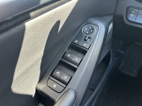 Used 2021 Kia Seltos SX image 20