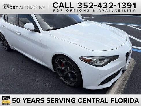 Used 2017 Alfa Romeo Giulia Ti w/ TI 19" Sport Package RWD image 1