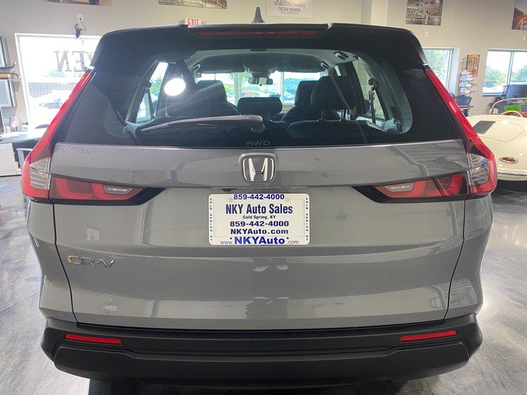 Used 2024 Honda CR-V LX image 14