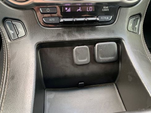 Used 2018 Chevrolet Tahoe LT AWD/4WD image 18