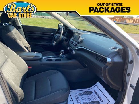 Used 2019 Nissan Altima 2.5 S FWD image 13