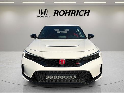 Used 2025 Honda Civic Type R image 2