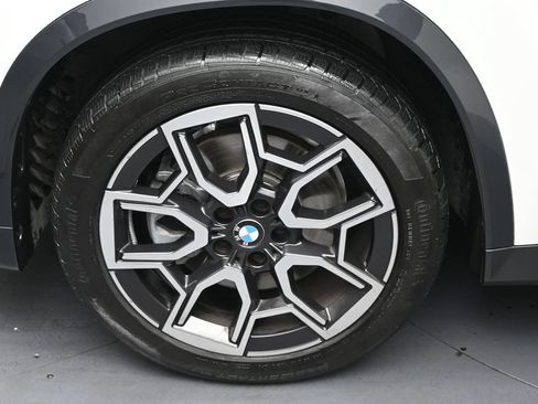 Used 2025 BMW X1 xDrive28i w/ Convenience Package AWD/4WD image 16