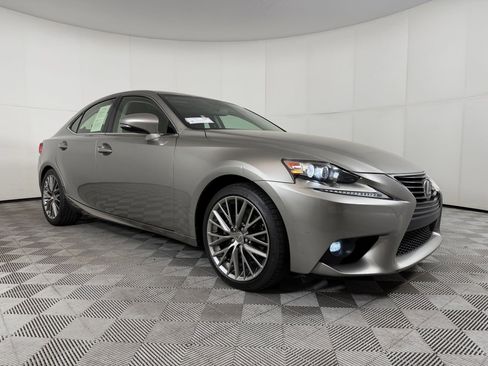 Used 2015 Lexus IS 250 AWD w/ Navigation System Package image 6