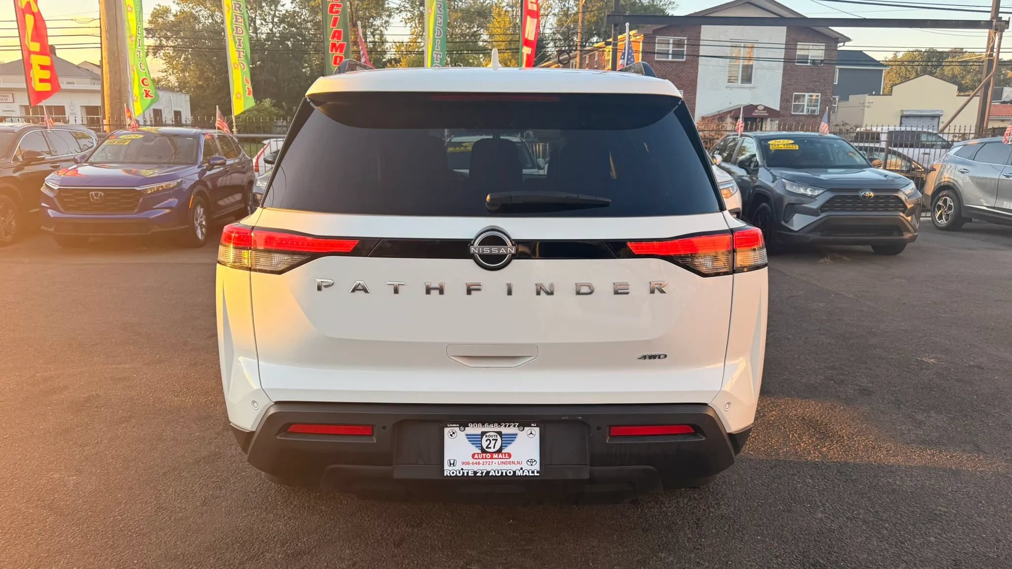 Used 2025 Nissan Pathfinder SV AWD/4WD image 6