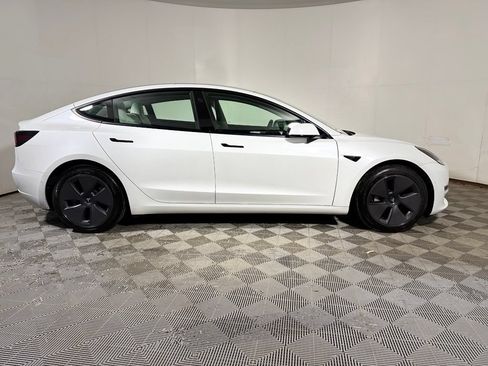 Used 2022 Tesla Model 3 Long Range AWD/4WD image 8