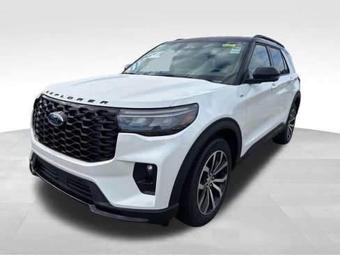 New 2026 Ford Explorer ST-Line image 4